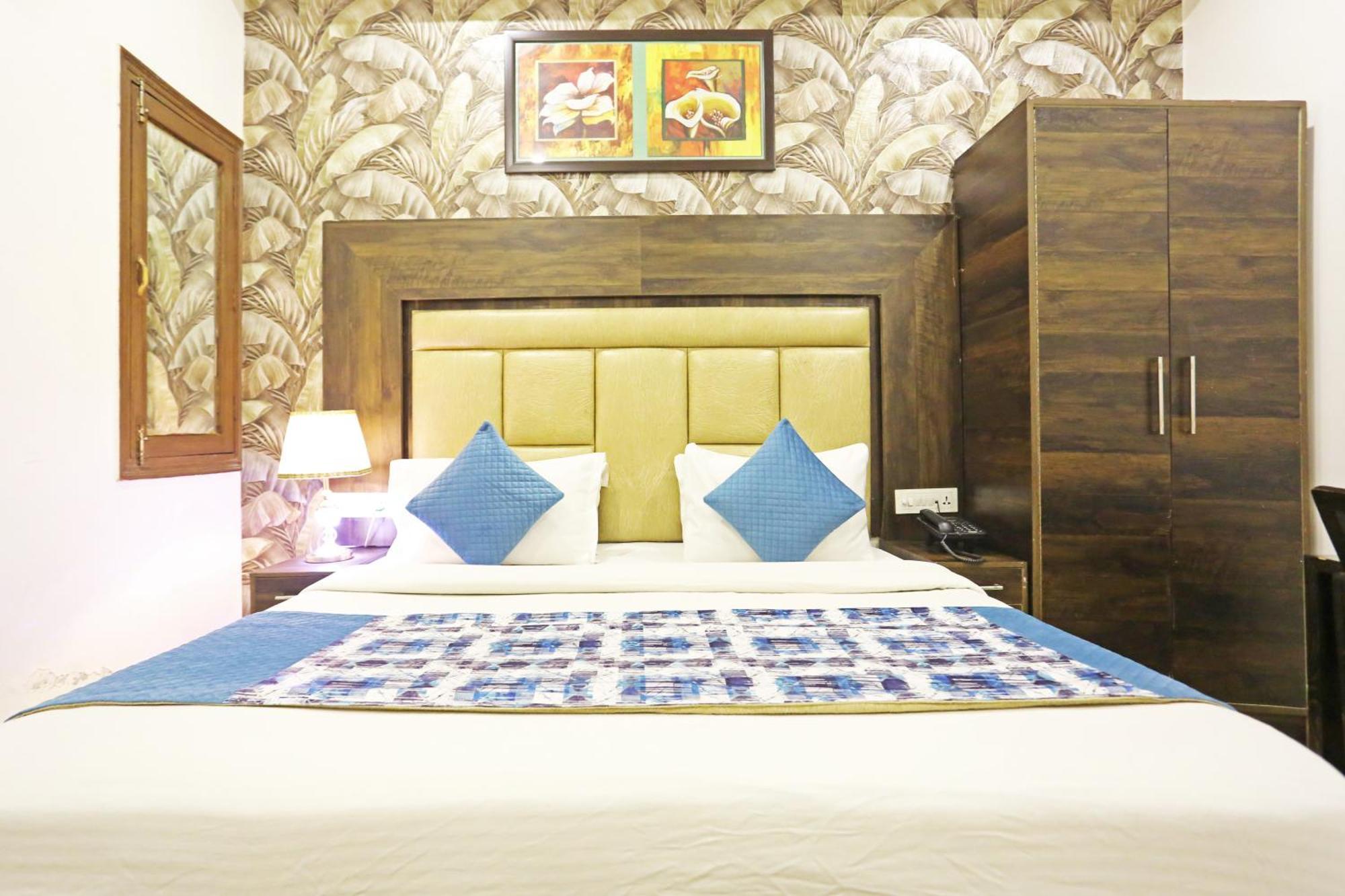 Hotel The Kiara Near Delhi Airport New Delhi Bagian luar foto